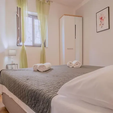 Casa Arx شيبينيك