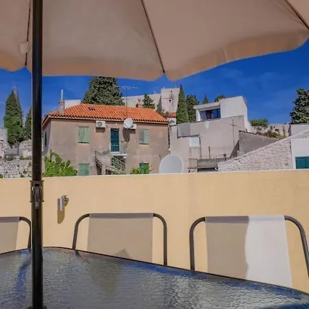 بيت للعطل Casa Arx